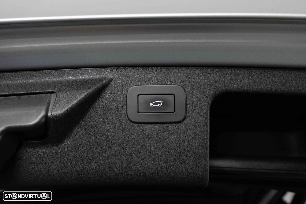 Land Rover Discovery Sport 1.5 I3 P300e AWD R-Dynamic SE - 17