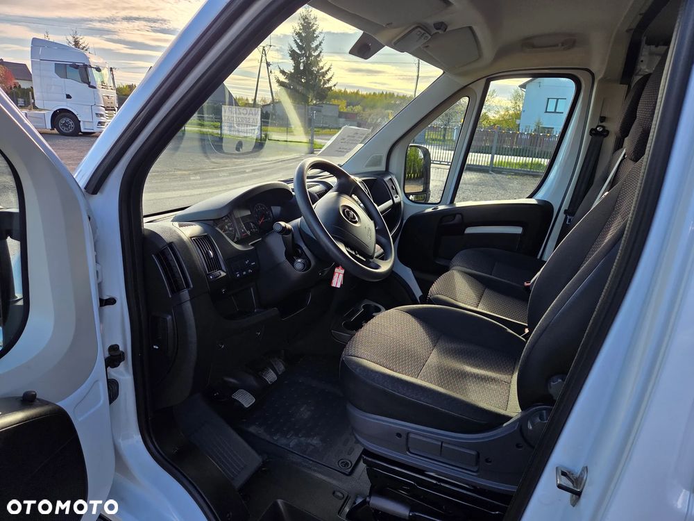 Opel Movano 2.2 DIESEL MultiCab L2H1 - 13