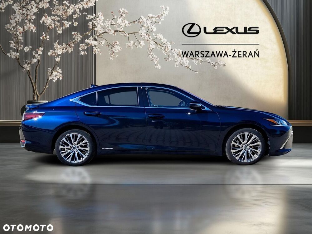 Lexus ES 300h Business Edition - 8