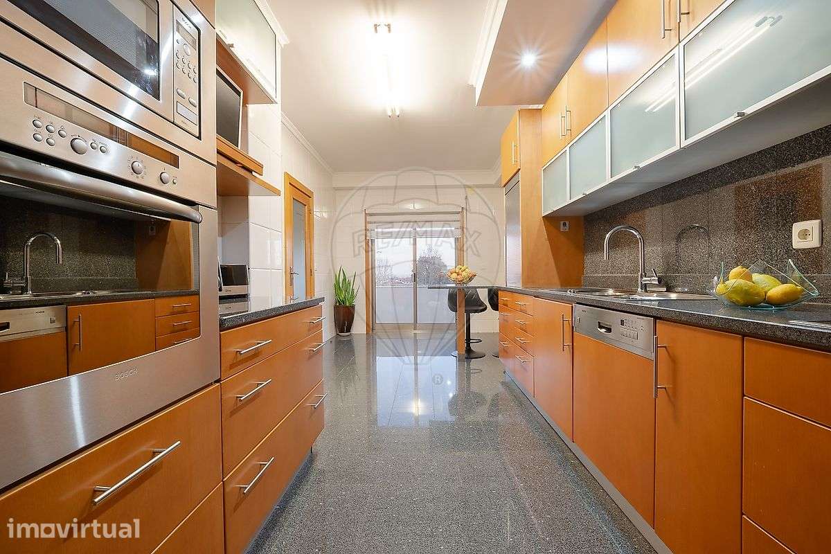 Apartamento T2 para venda - Grande imagem: 2/37