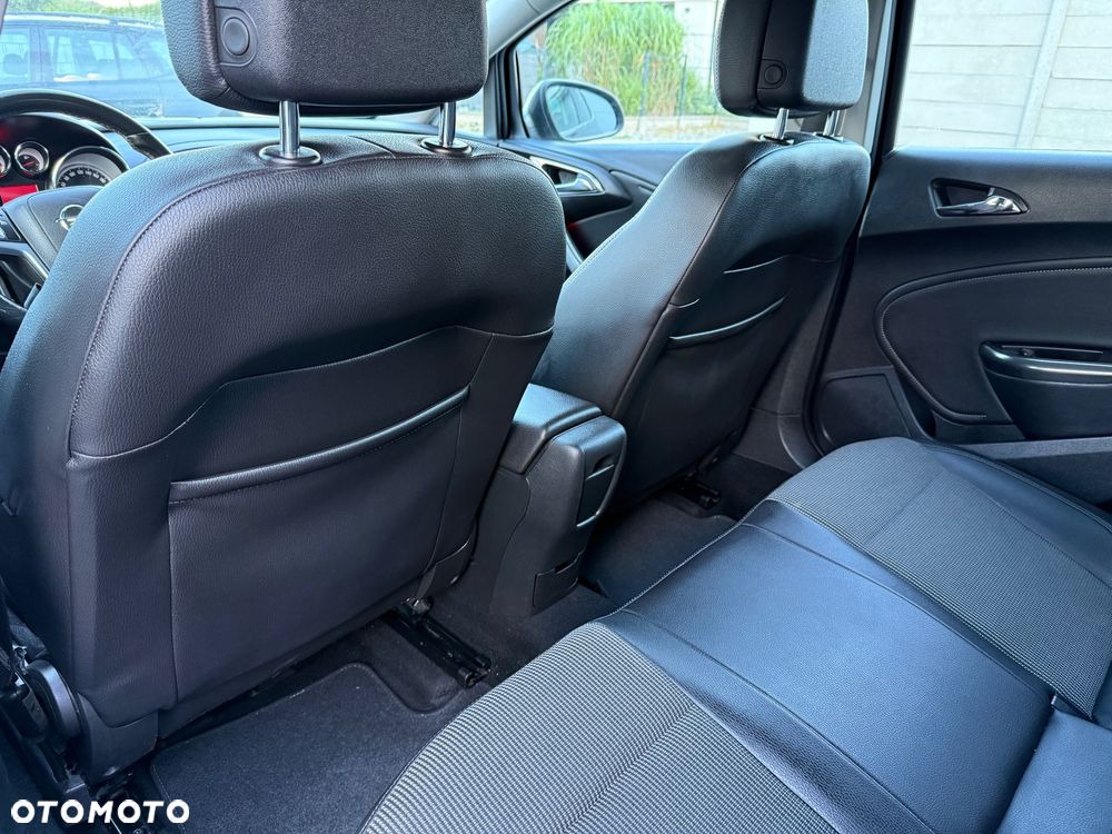 Opel Astra - 19