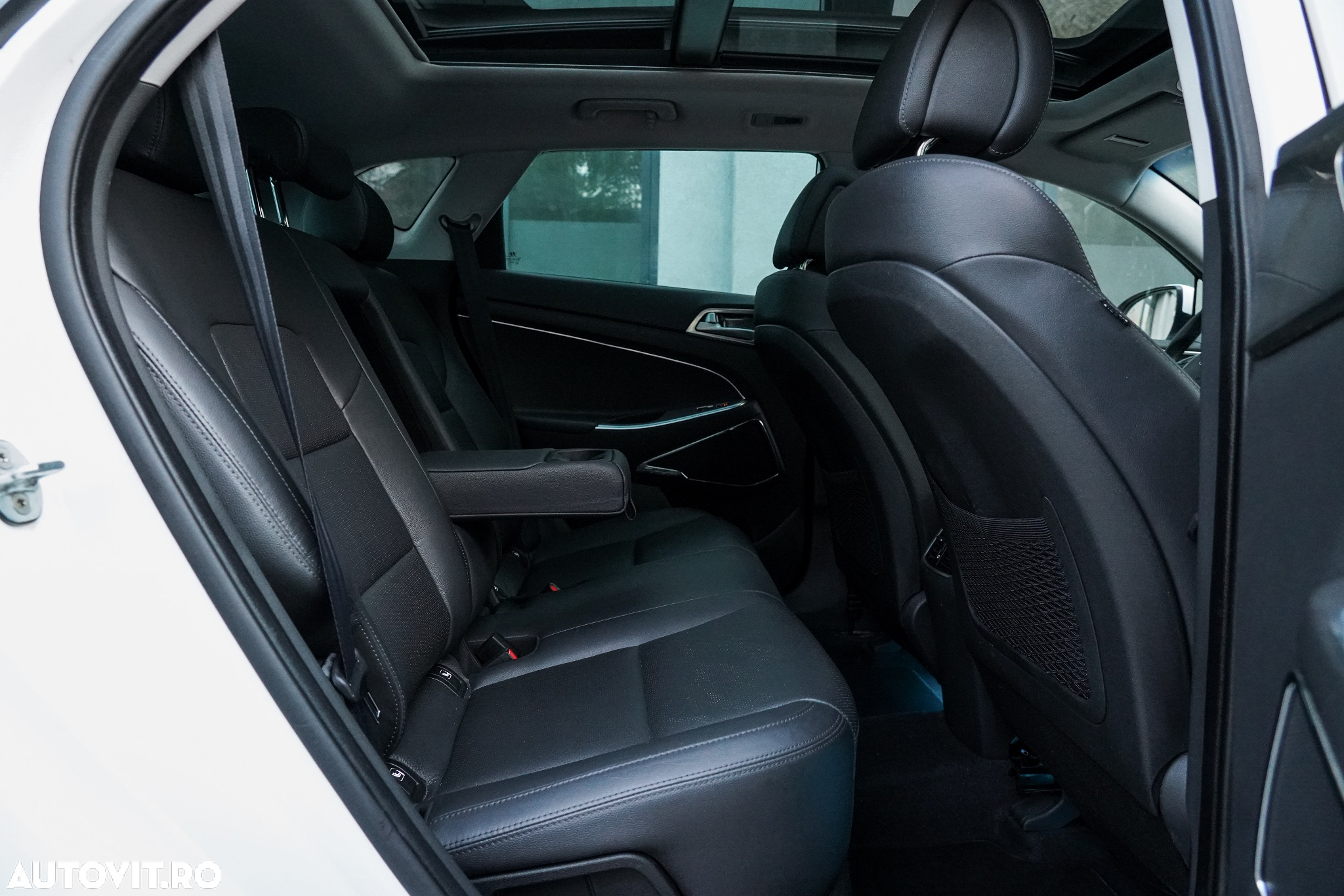 Hyundai Tucson 2.0 CRDI 4WD 6AT Luxury Pack+ - 15