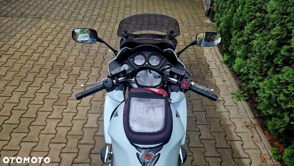 Honda CBF - 4