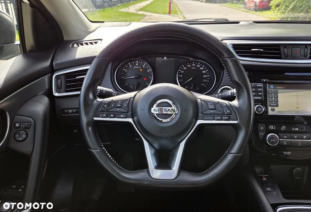 Nissan Qashqai 1.6 DIG-T Tekna - 26