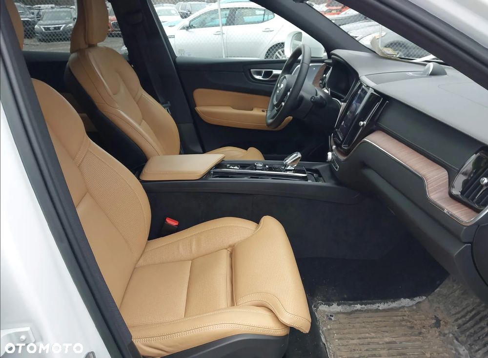Volvo XC 60 - 10