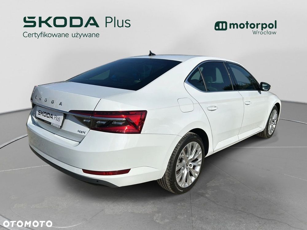 Skoda Superb 2.0 TDI SCR 4x4 Style DSG - 16