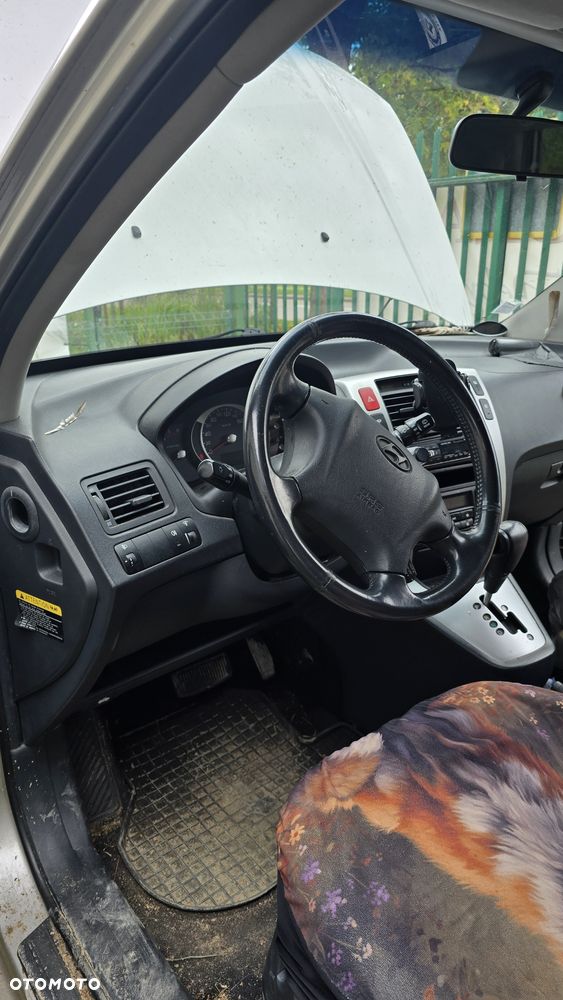 Hyundai Tucson - 2