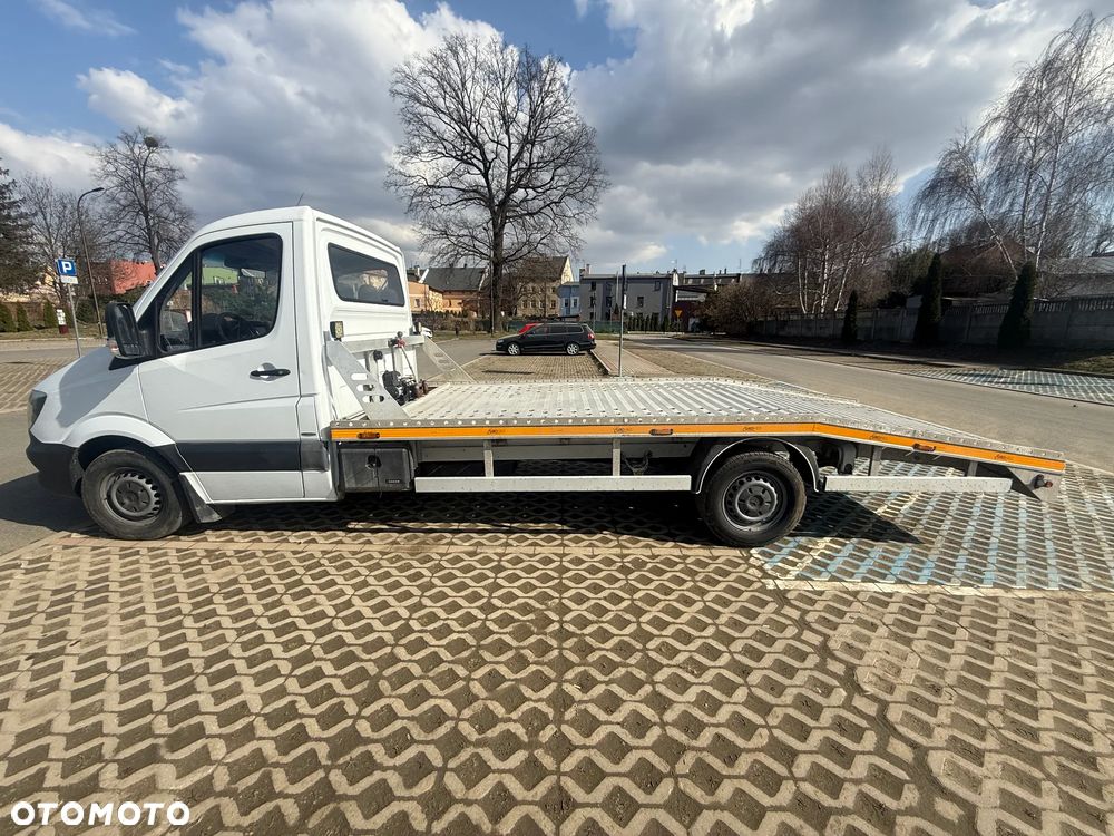 Mercedes-Benz Sprinter - 8