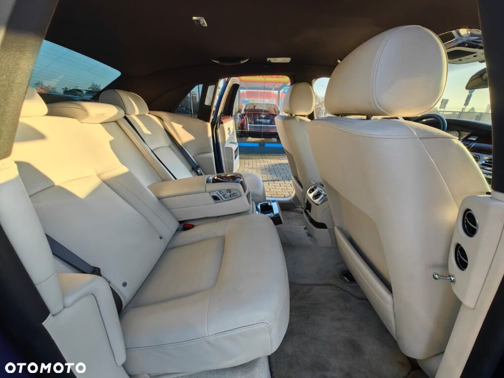 Rolls-Royce Ghost - 33