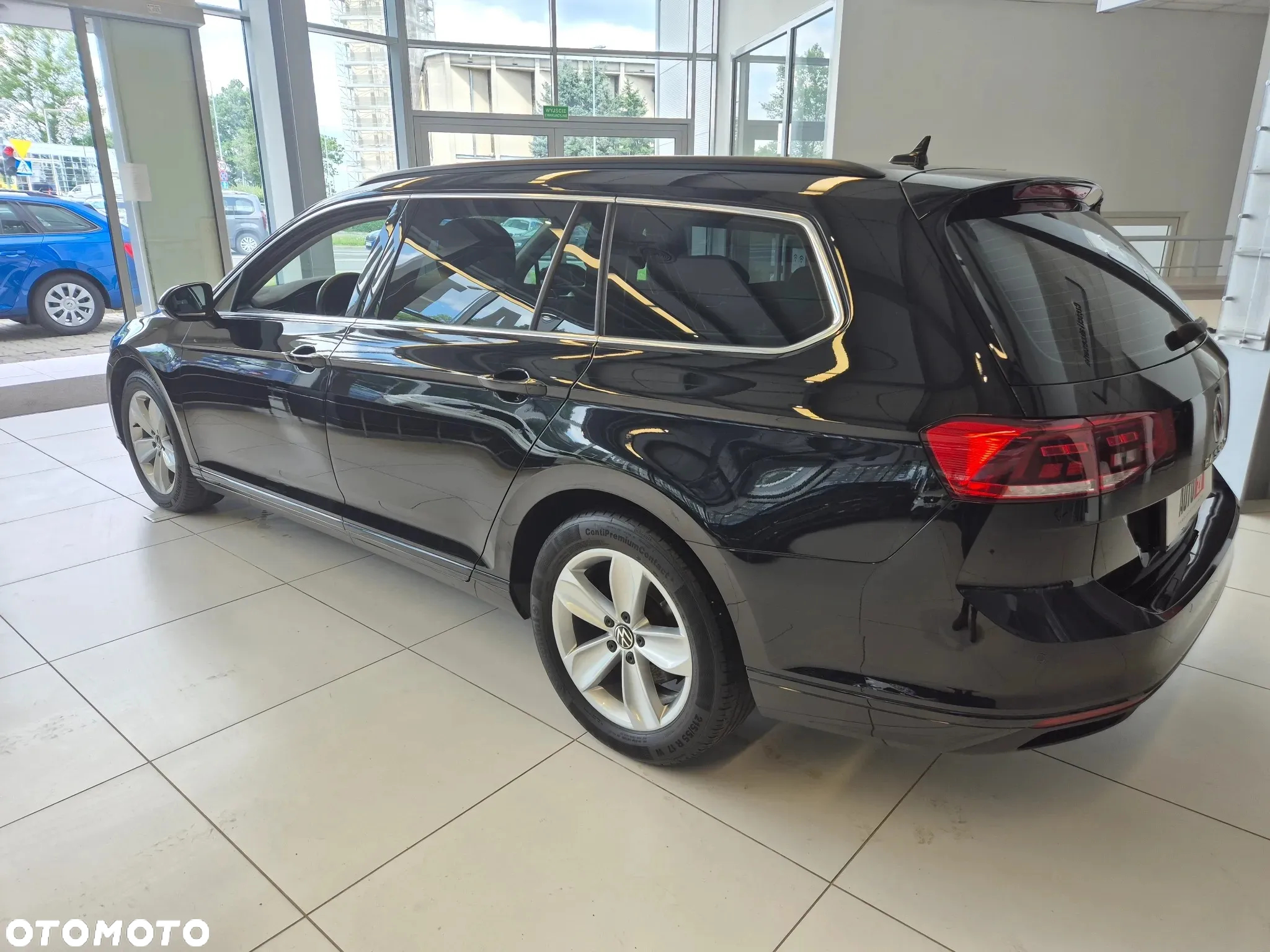 Volkswagen Passat 2.0 TSI Business DSG - 6