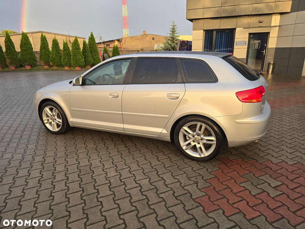 Audi A3 Sportback 1.4 TFSI Ambiente - 10