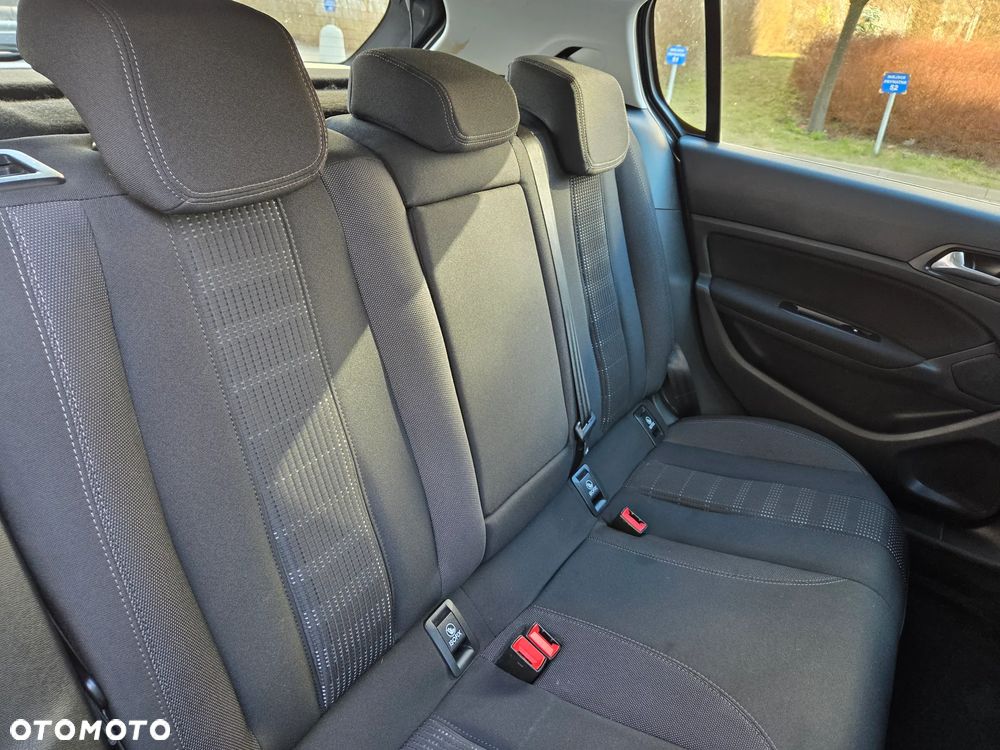 Peugeot 308 PureTech 130 Stop & Start Winter Edition - 15