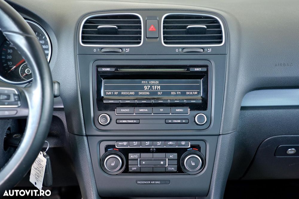 Volkswagen Golf 1.2 TSI Style - 19