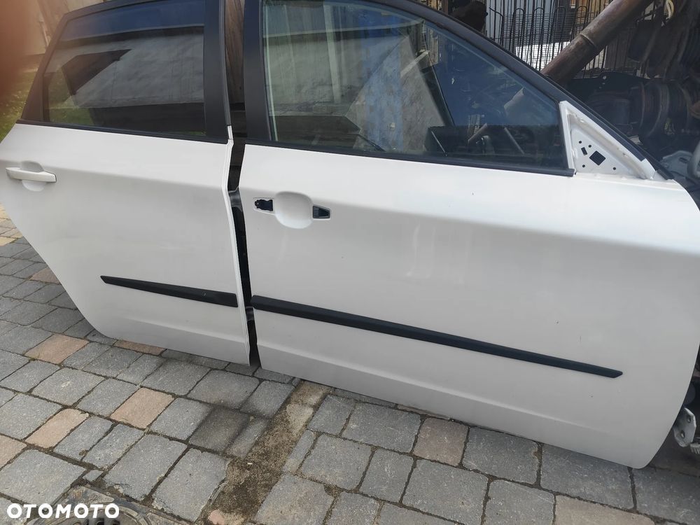 Subaru Impreza Sport GH maska zderzak lusterko drzwi klapa lampy ksenon tylne LED listwy progowe - 13