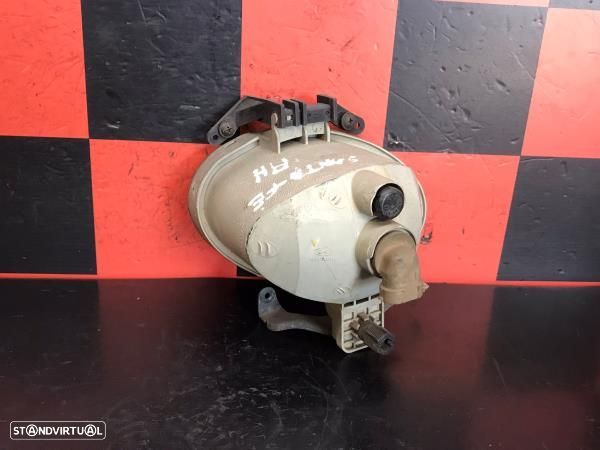 Farolim Nevoeiro Frente Direito Hyundai Santa Fé Ii (Cm) - 2