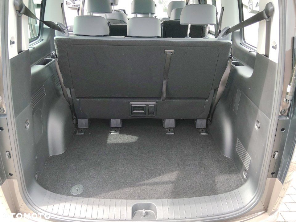 Hyundai Staria - 19