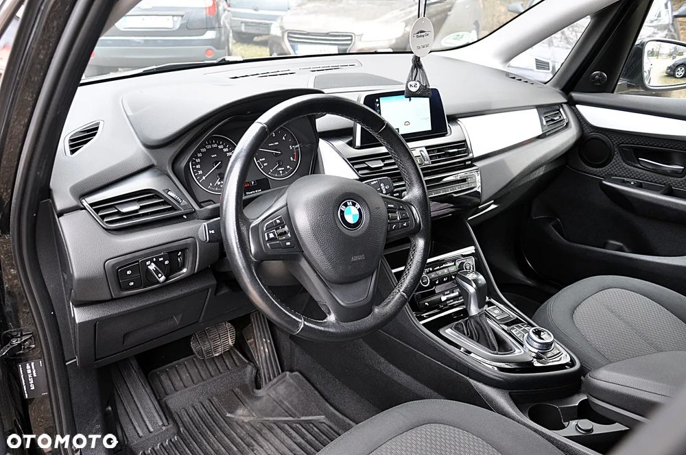 BMW Seria 2 218d Sport-Aut Advantage - 15