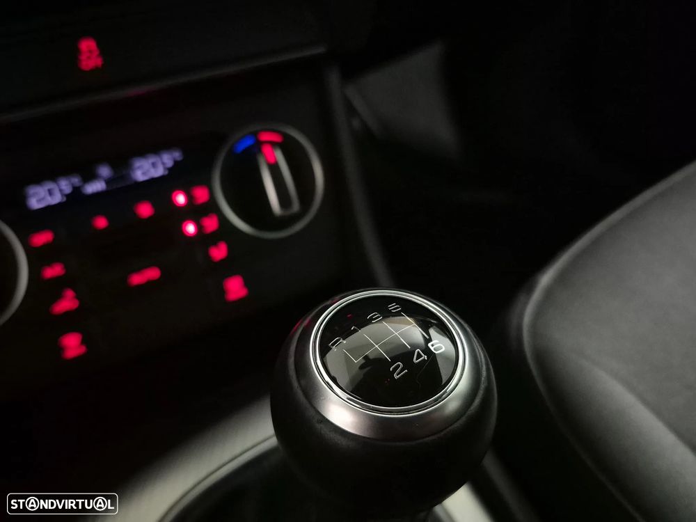 Audi Q3 2.0 TDI quattro Design - 20