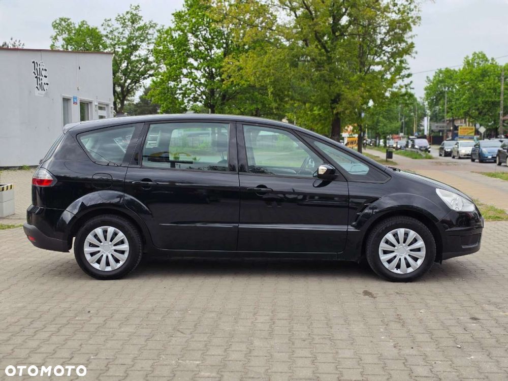 Ford S-Max - 8