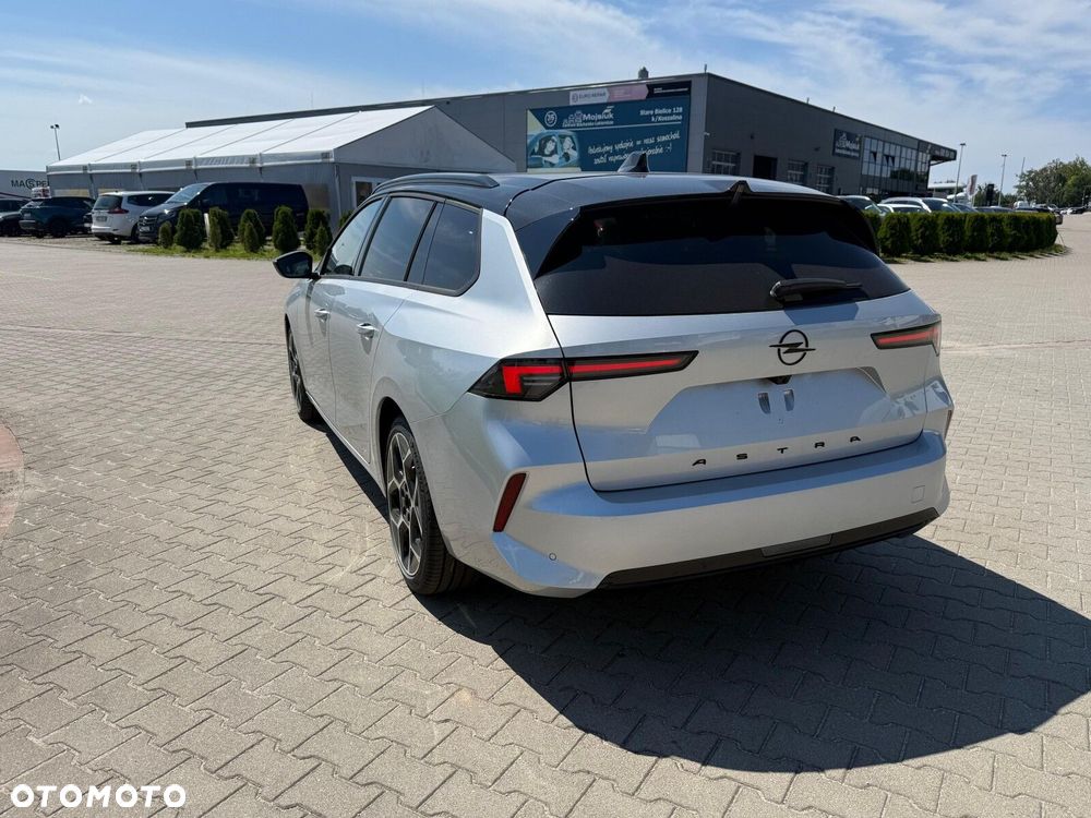 Opel Astra - 4