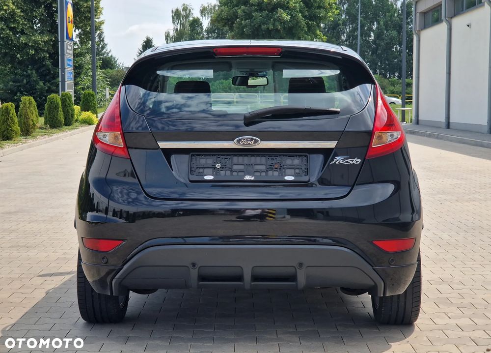 Ford Fiesta 1.25 Titanium - 12