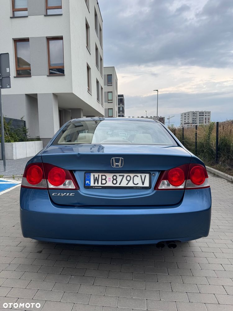 Honda Civic 1.8 Comfort - 10
