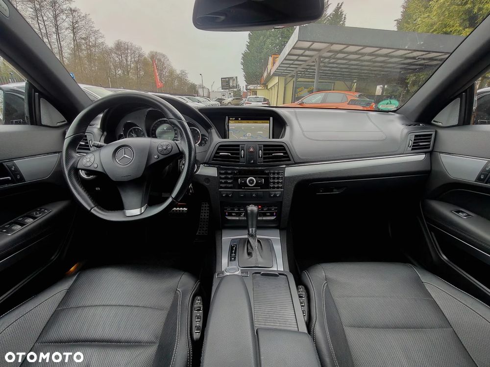 Mercedes-Benz Klasa E 350 CDI DPF BlueEFFICIENCY 7G-TRONIC Elegance - 15