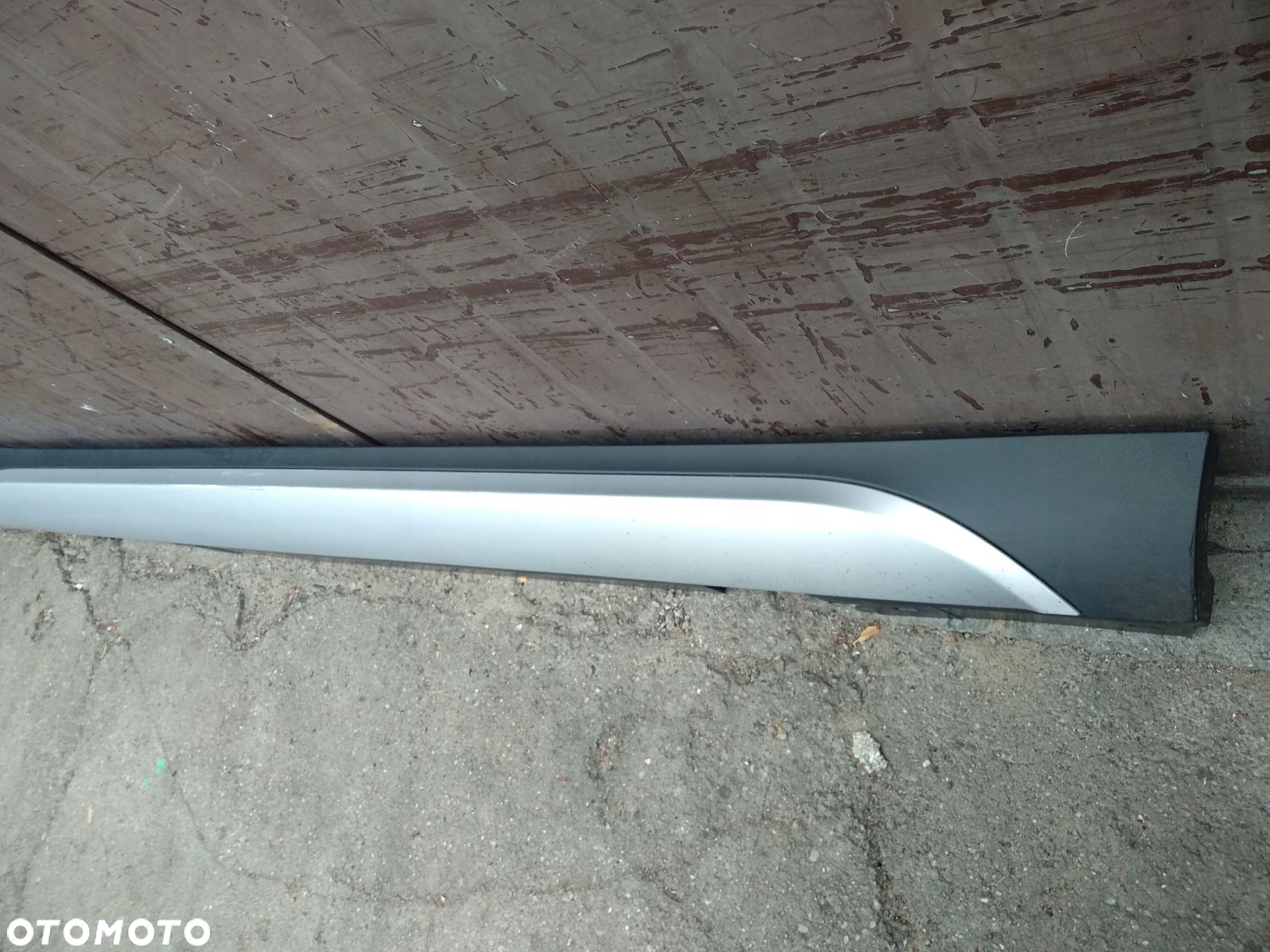 Próg listwa nakładka prawy BMW X1 E84 - 2