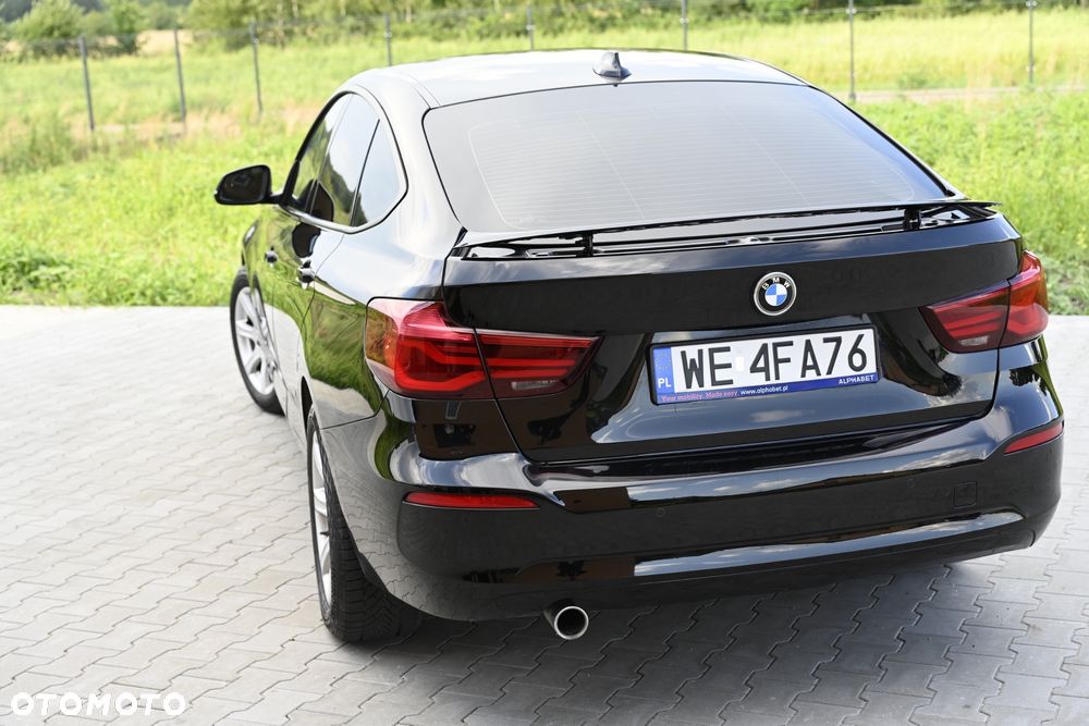 BMW Seria 3 318d Advantage - 13