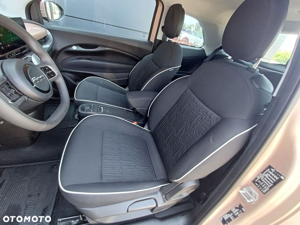 Fiat 500e - 13