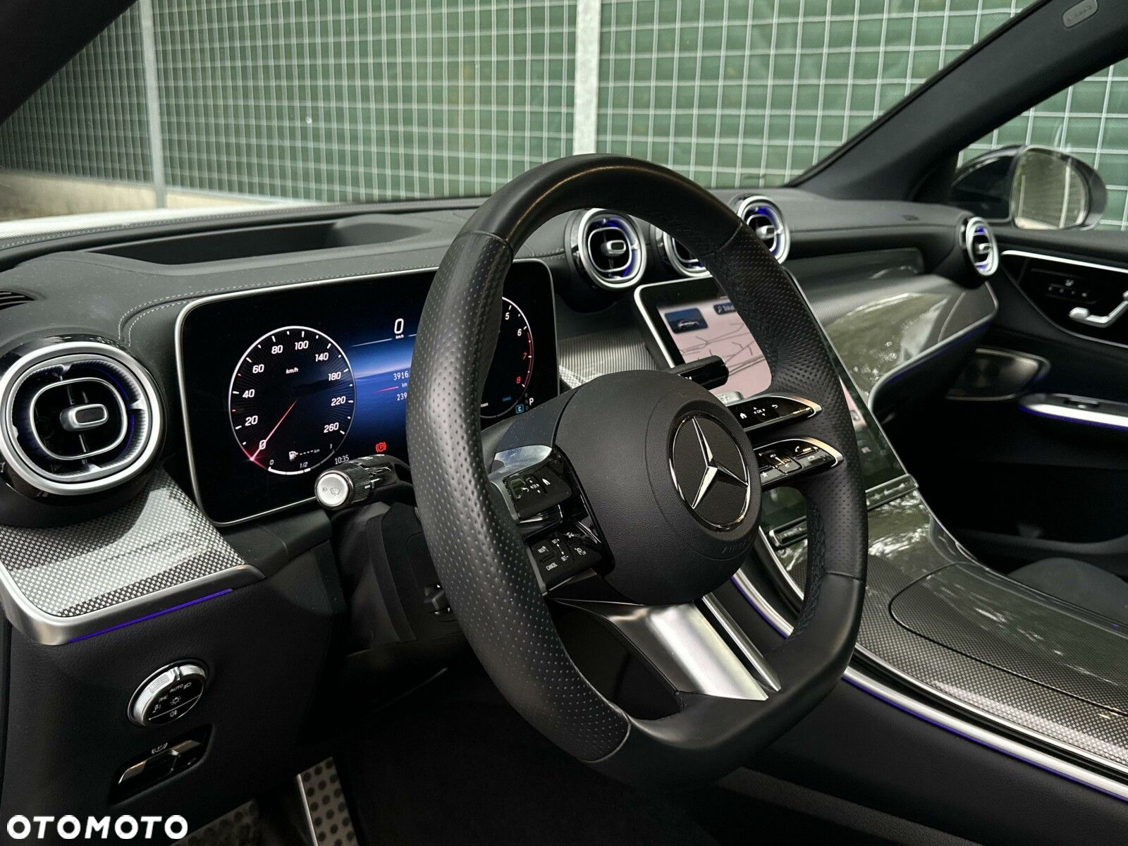Mercedes-Benz GLC - 15