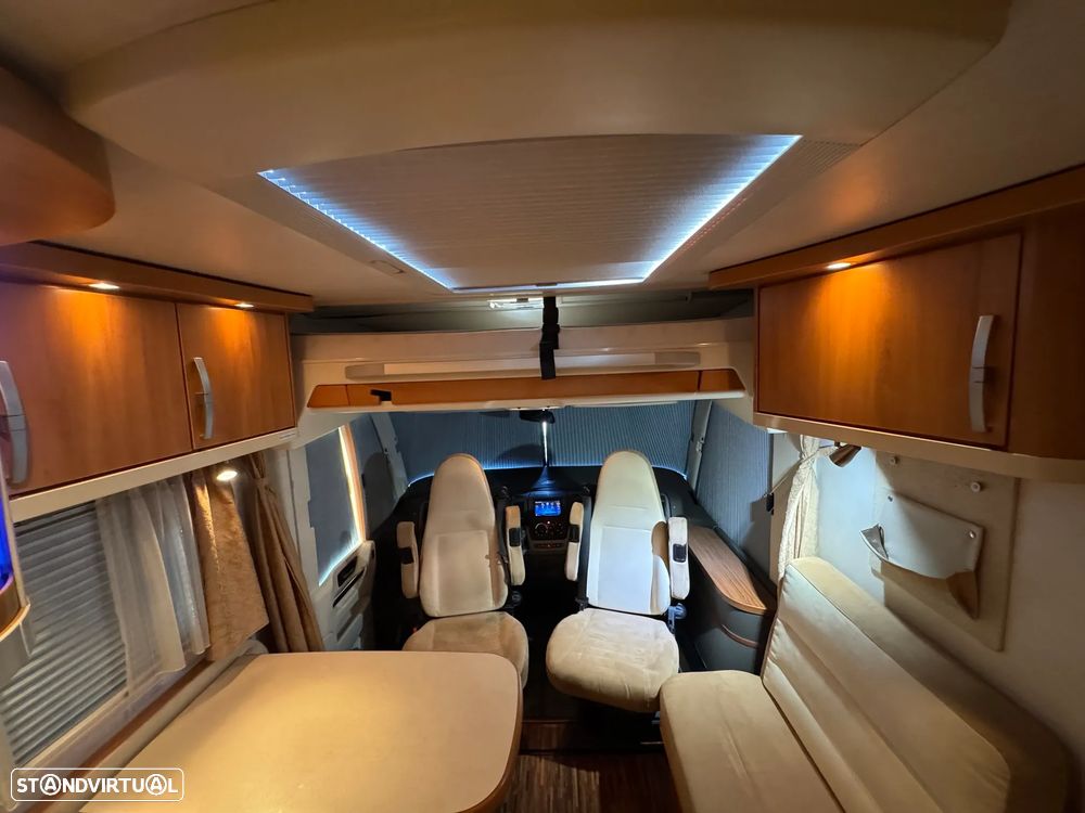 Hymer Classe B CL 654 3.0JTD - 23