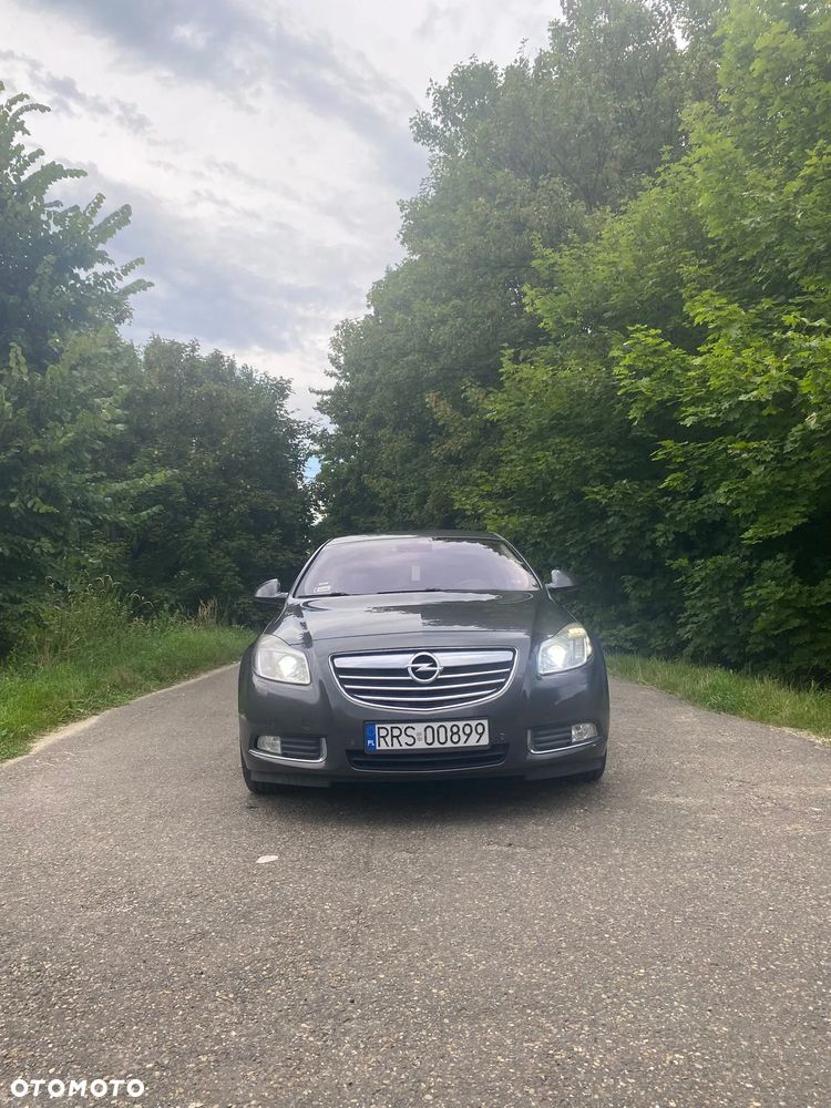 Opel Insignia - 1
