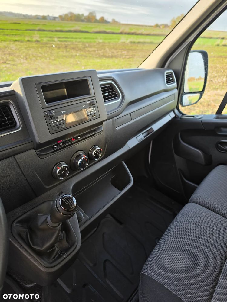 Renault Master - 29