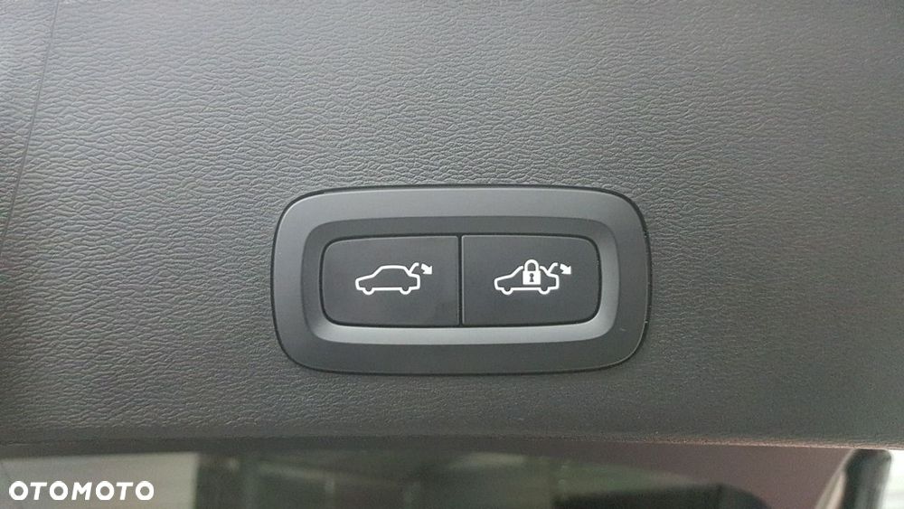 Volvo XC 40 - 19