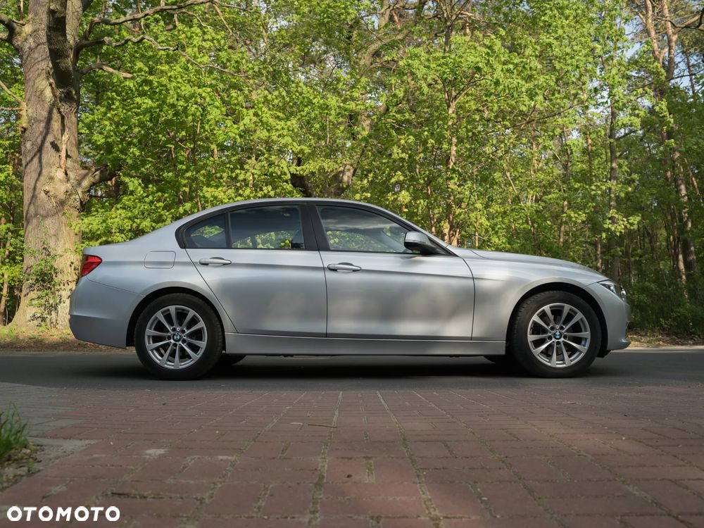 BMW Seria 3 318d - 2