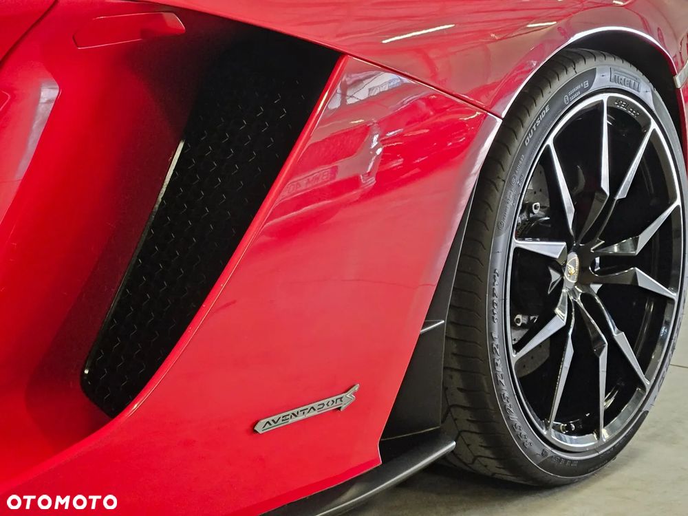 Lamborghini Aventador S - 15