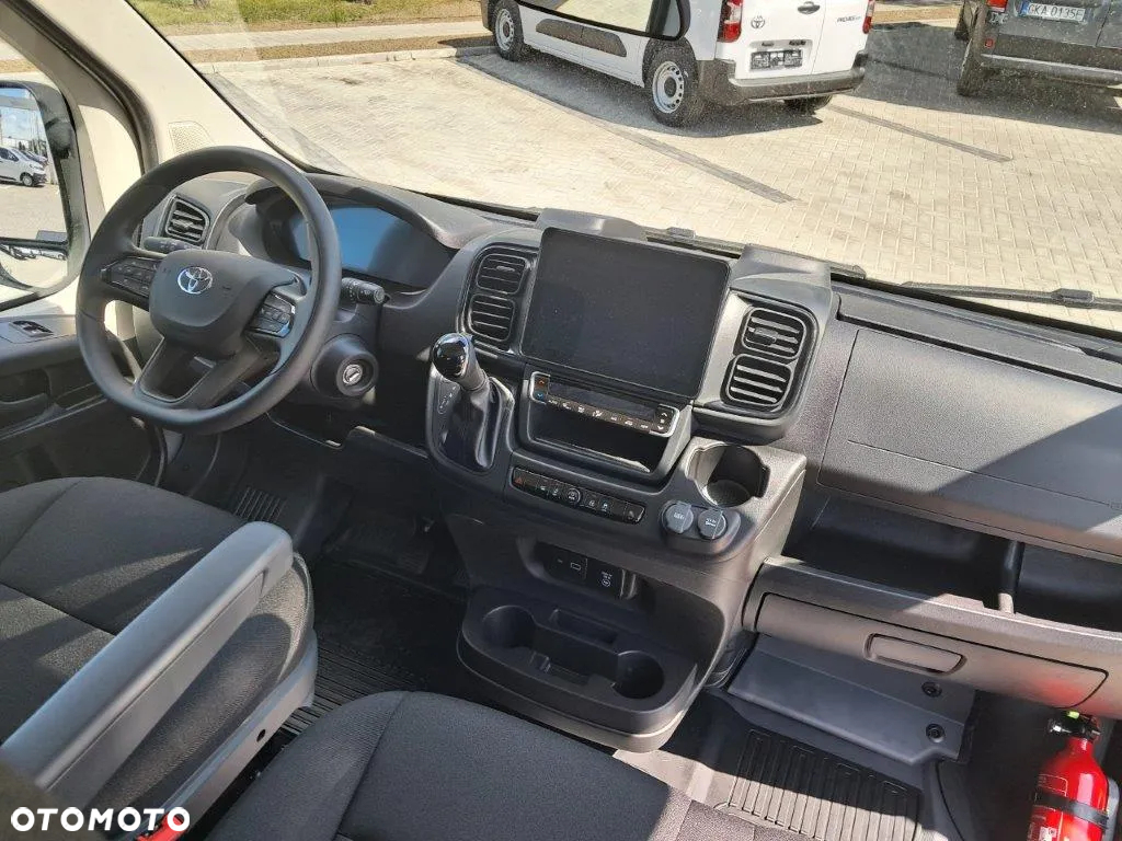 Toyota Proace MAX L4H1 - 19