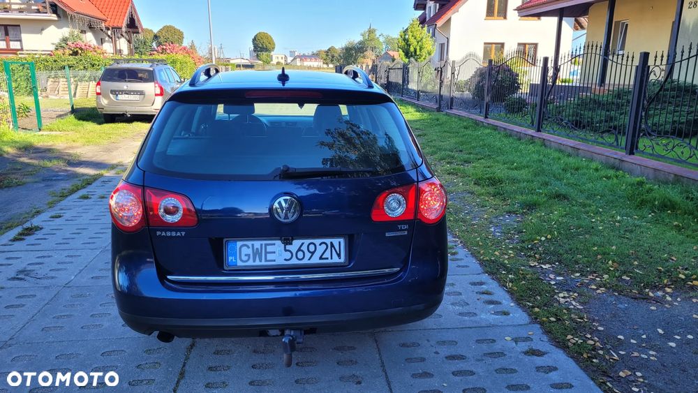 Volkswagen Passat 1.6 TDI DPF BlueMot Comfortline - 11