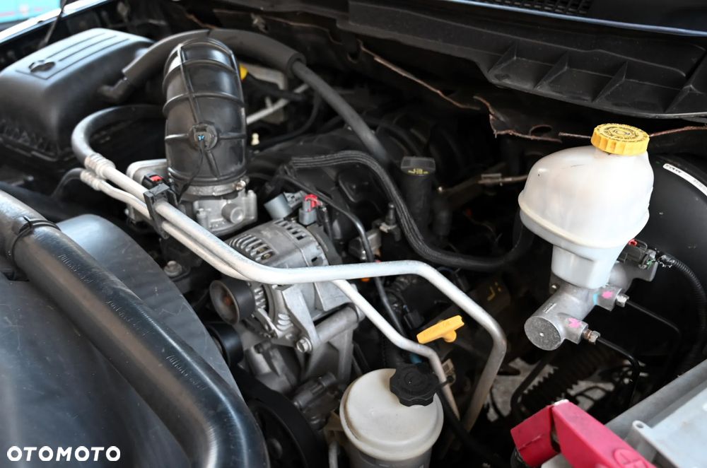 Dodge RAM - 32