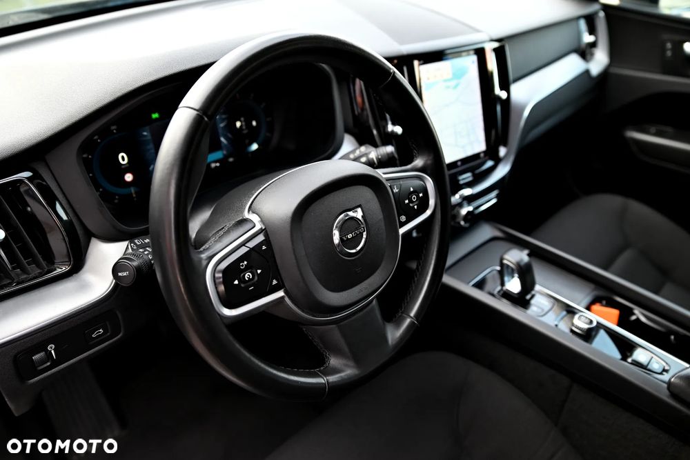 Volvo XC 60 B4 D Geartronic Momentum - 21
