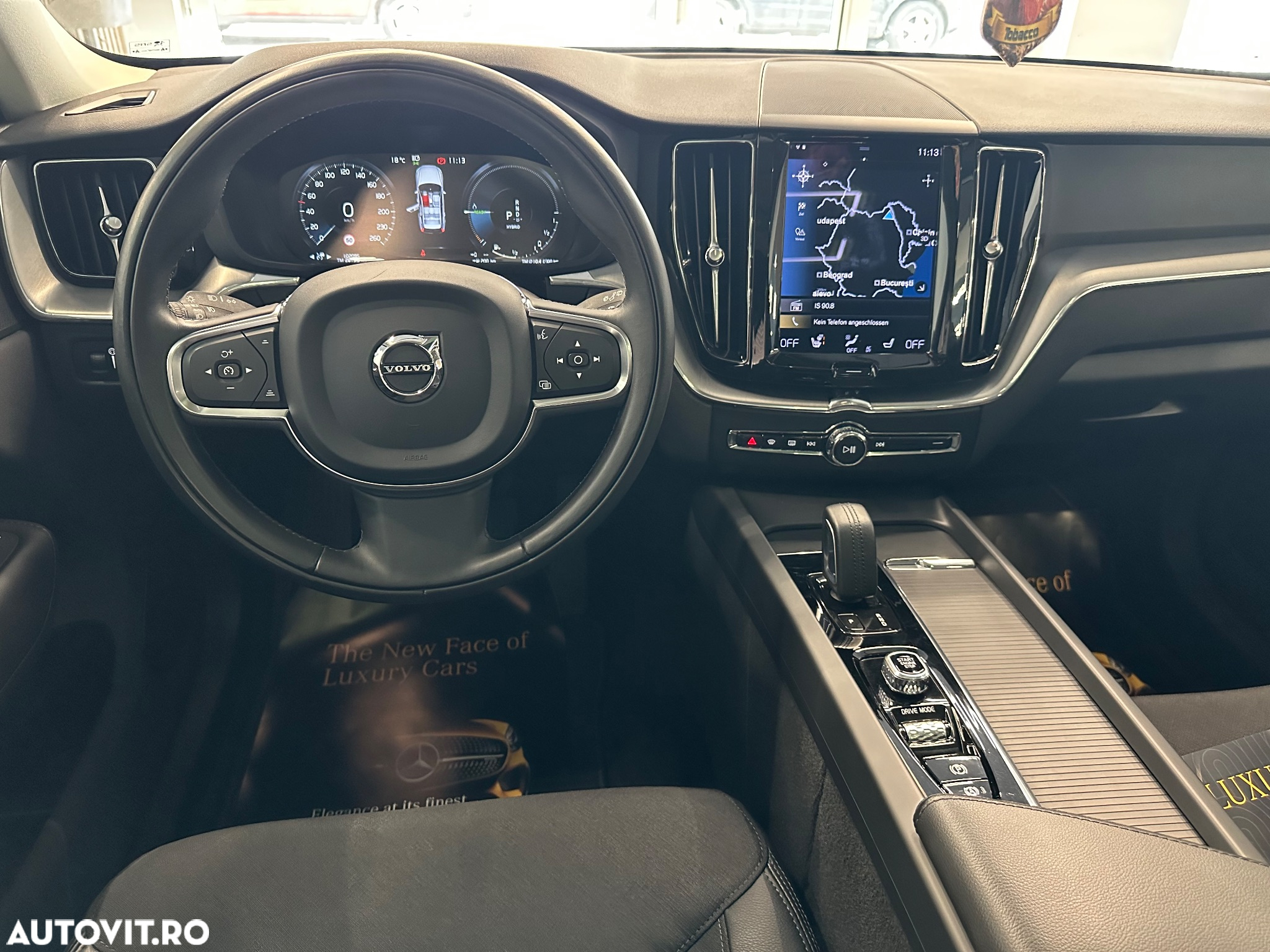 Volvo XC 60 T6 AWD Recharge Geartronic RDesign Expression - 28