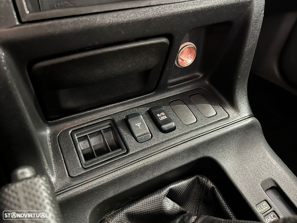 Mitsubishi Pajero 3.2 DI-D GLS ABS - 19