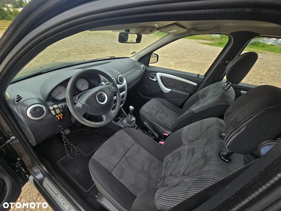 Dacia Logan 1.6 Laureate - 16