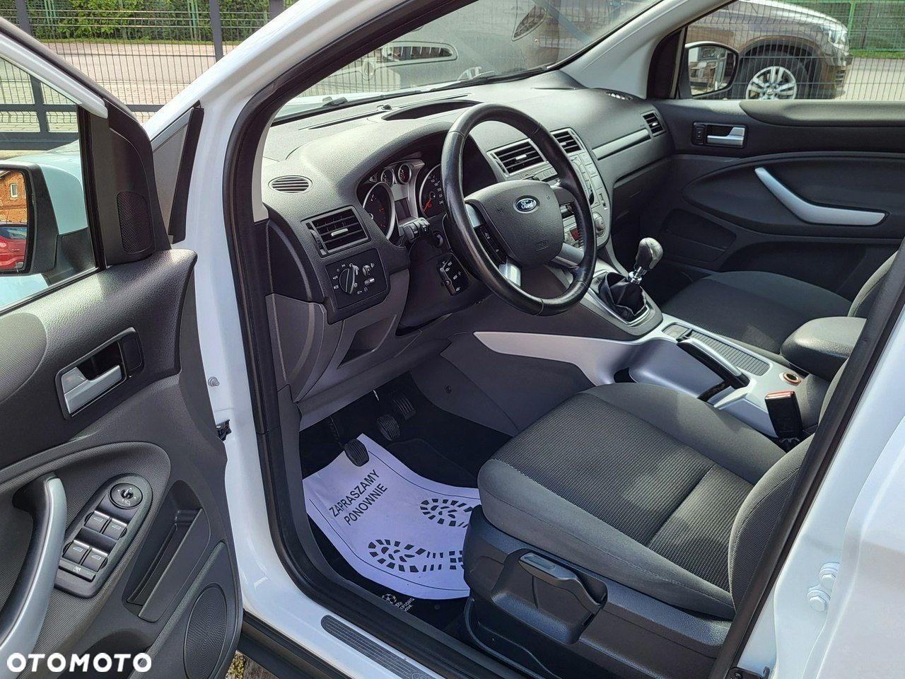 Ford Kuga - 6