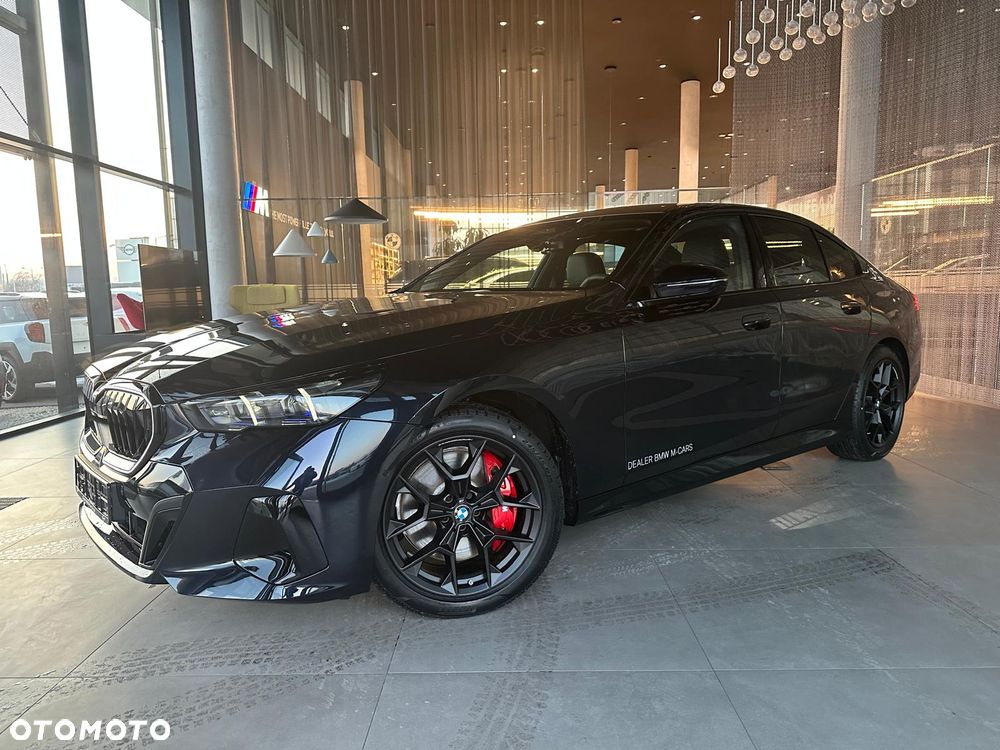 BMW Seria 5 540d xDrive mHEV - 3
