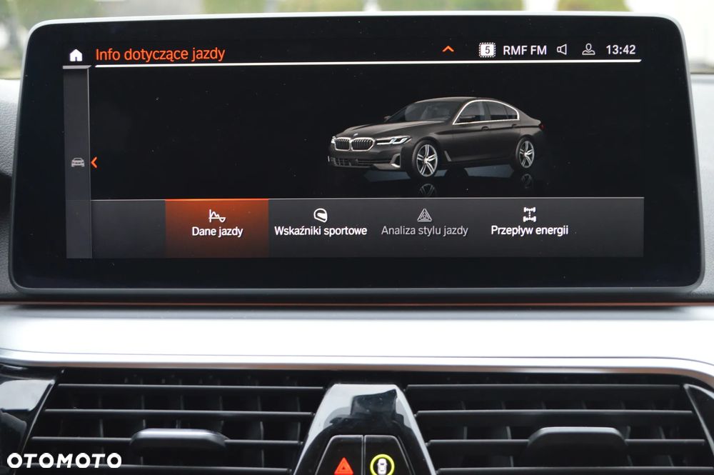 BMW Seria 5 518d Business Edition sport - 20