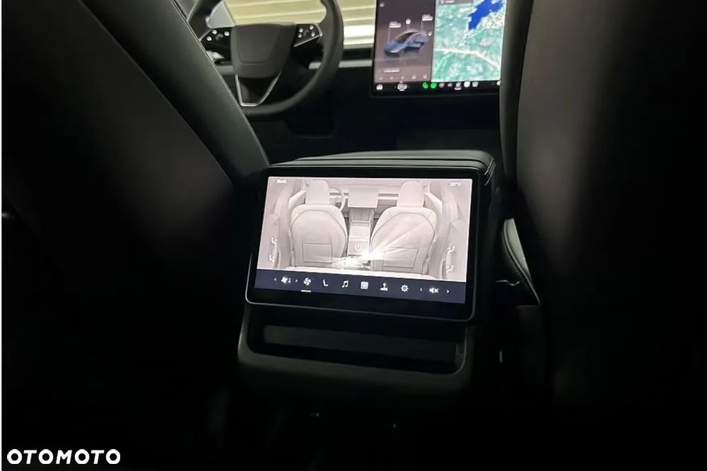 Tesla Model 3 Long Range AWD - 13