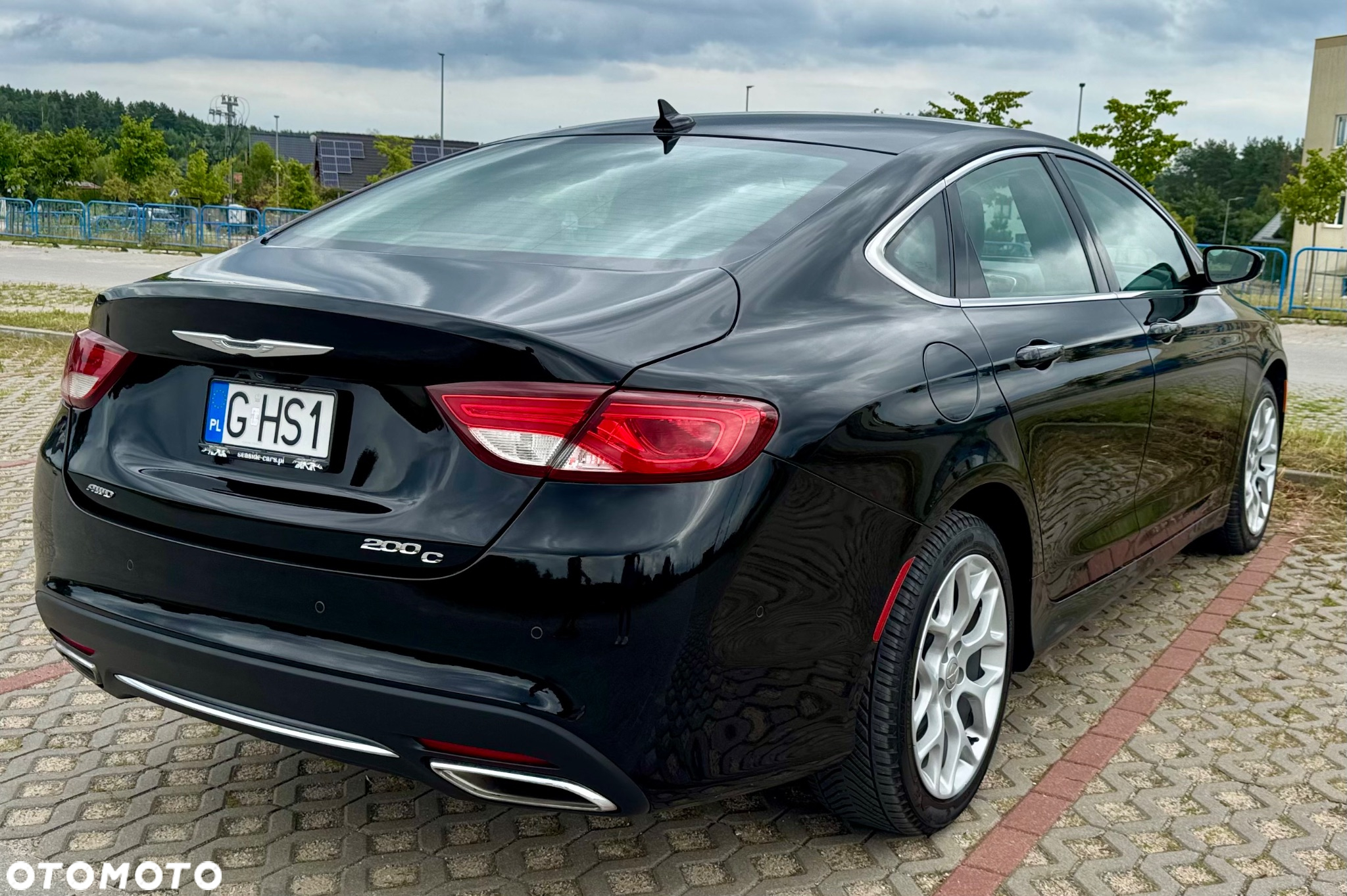 Chrysler 200 - 7