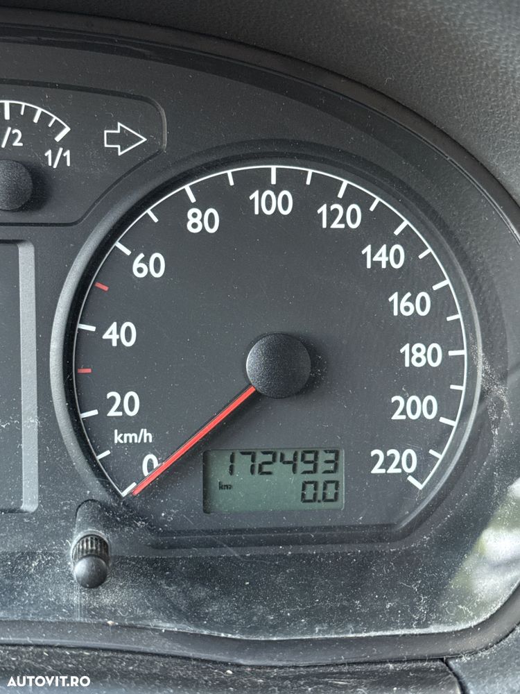 Volkswagen Polo 1.4 TDI Comfortline - 5